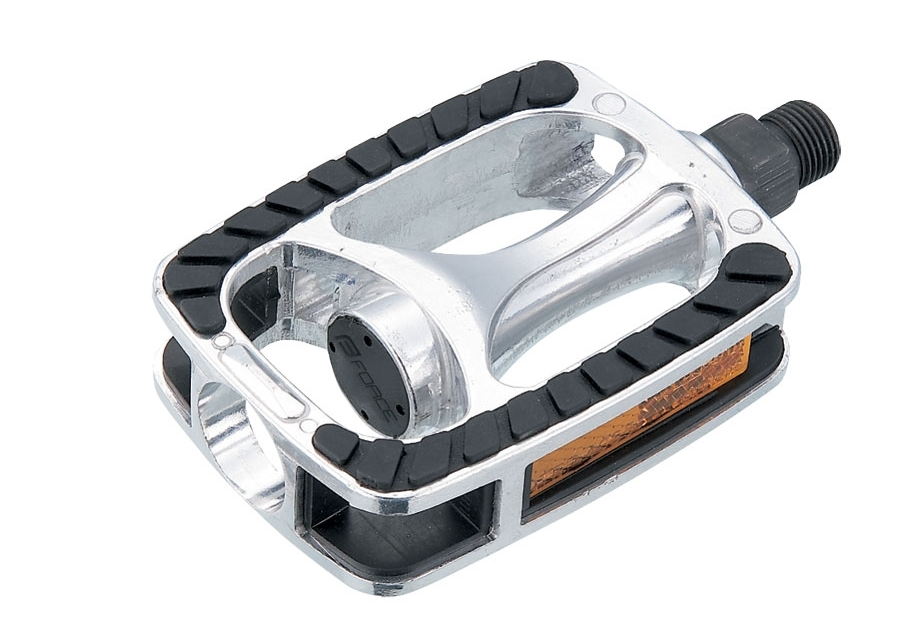 [670261] **FORCE TREK ANTI-SLIP PEDAL WITH REFLECTOR PEDAL 9/16